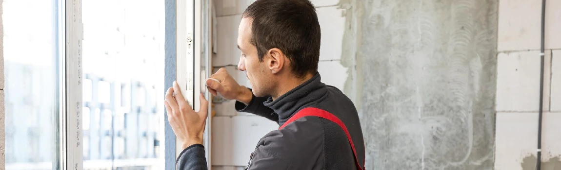 Emergency Cracked Windows Repair Services in Valrico, FL