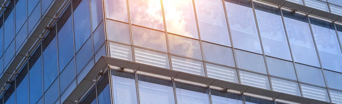 UV-Resistant Glass Experts in Valrico, FL
